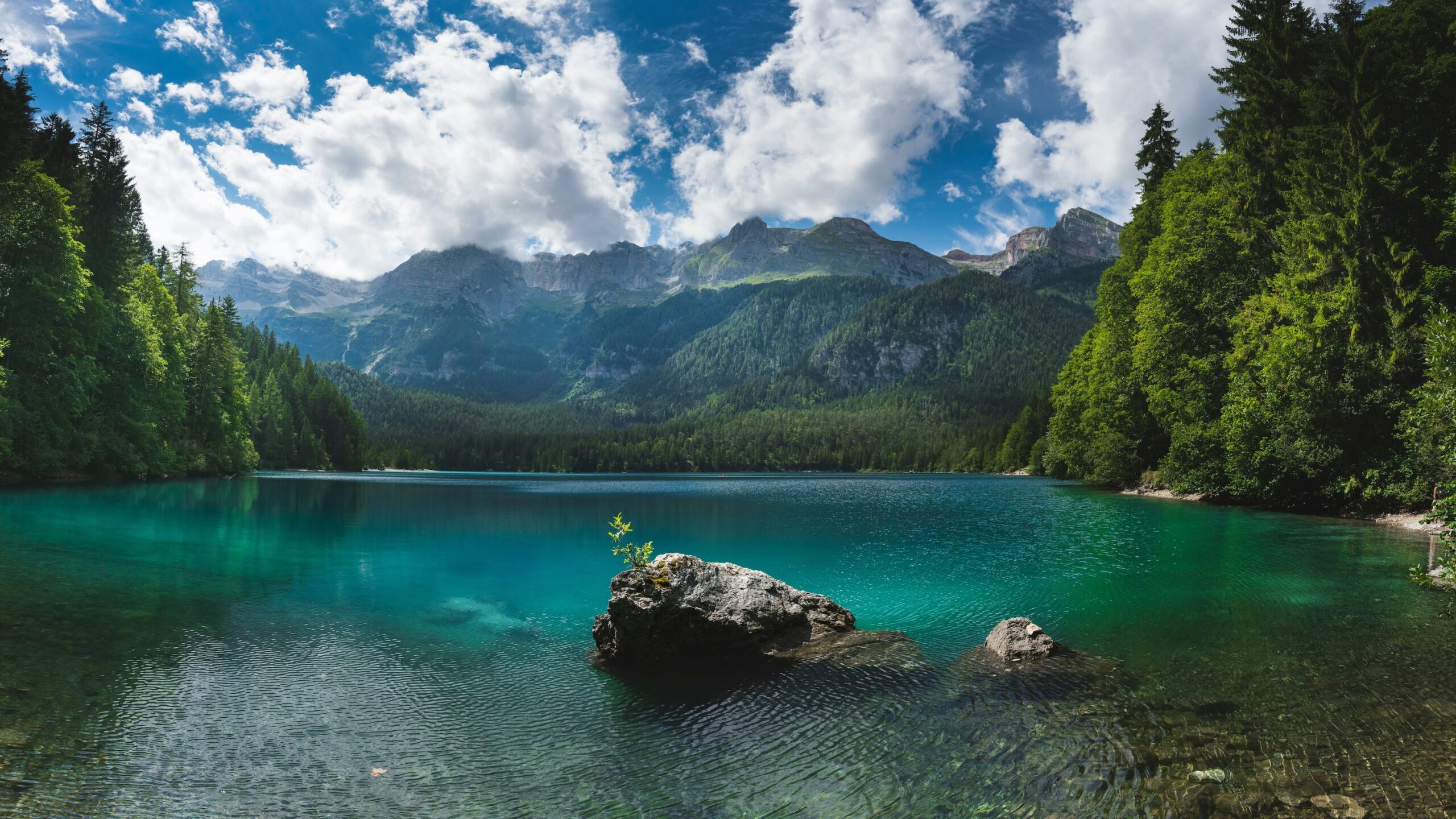 Lago di Tovel: il gioiello naturale della Val di Non